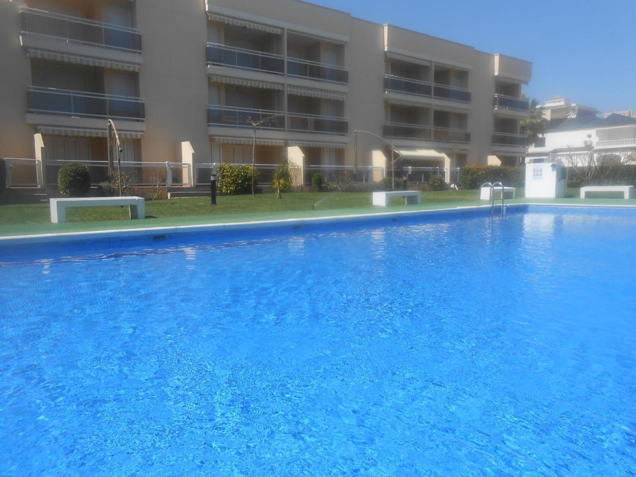 Solmar II Solo Familias Serviplaya 普拉亚西拉科 外观 照片