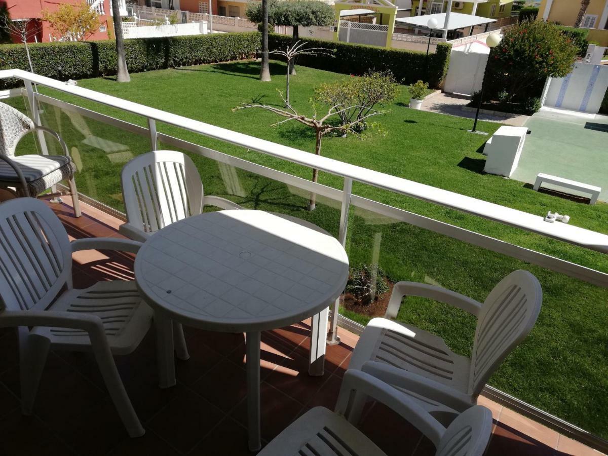 Solmar II Solo Familias Serviplaya 普拉亚西拉科 外观 照片