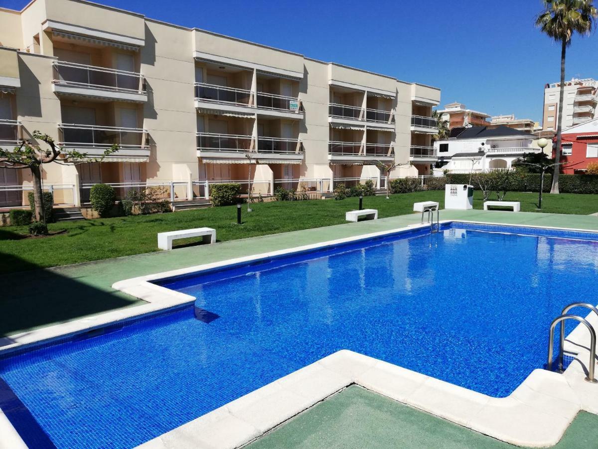Solmar II Solo Familias Serviplaya 普拉亚西拉科 外观 照片