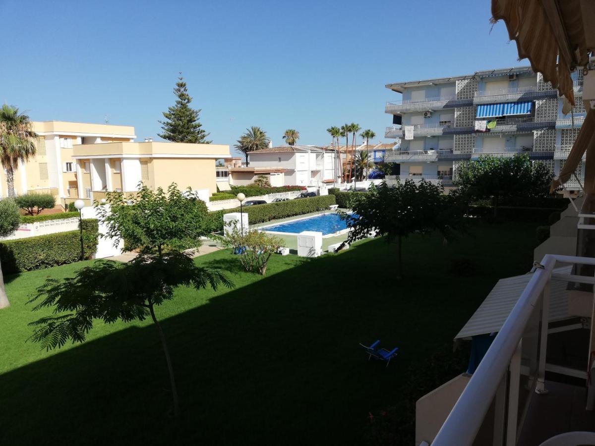 Solmar II Solo Familias Serviplaya 普拉亚西拉科 外观 照片