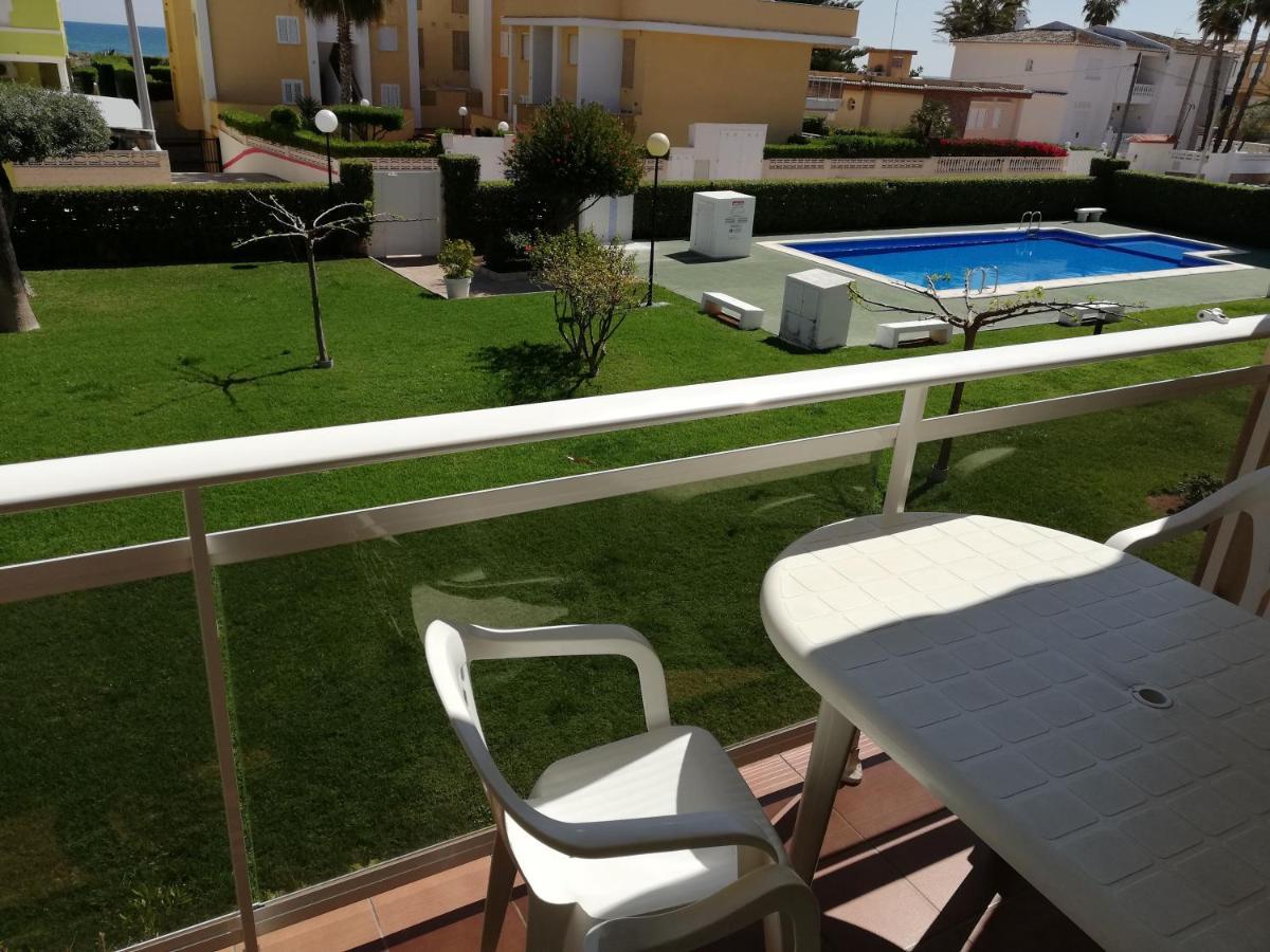 Solmar II Solo Familias Serviplaya 普拉亚西拉科 外观 照片